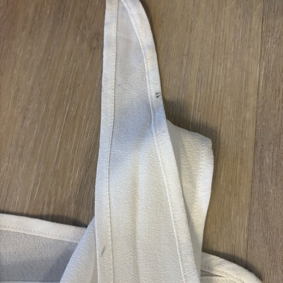 BNWT Aritzia Sunday Best Olson Top in
White - Picture 6 of 11